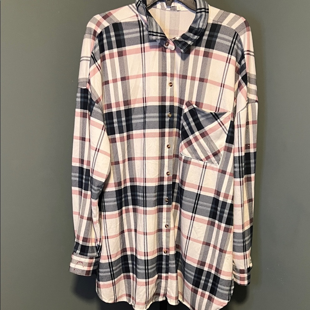 Eden & Olivia Plaid maternity Top
